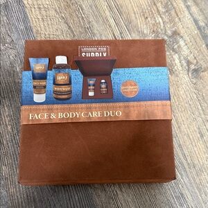 London Fog Face & Body Care Set in Brown Packaging